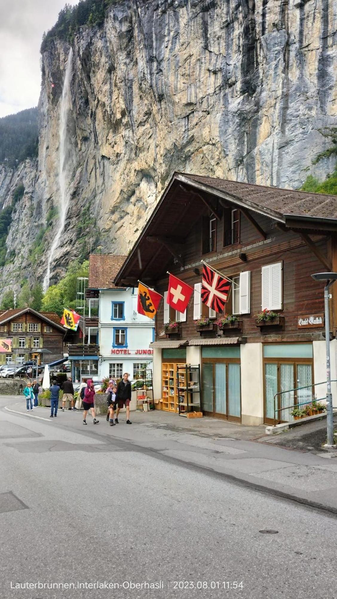 Chalet Maithili Lauterbrunnen -152-Year-Old Majestic Chalet מראה חיצוני תמונה